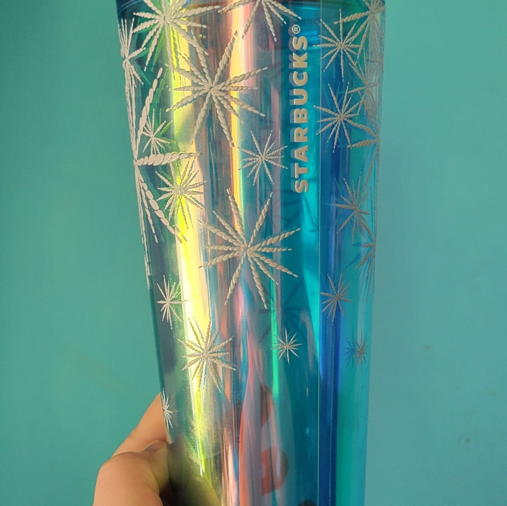 Starbucks blue iridescent snowflake 24 fl oz cup
